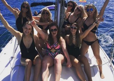 hen party boat barcelona