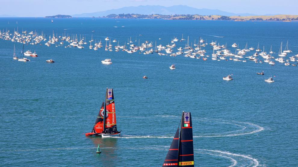 ⛵Rent a boat to watch the America’s cup in Barcelona in live from the sea